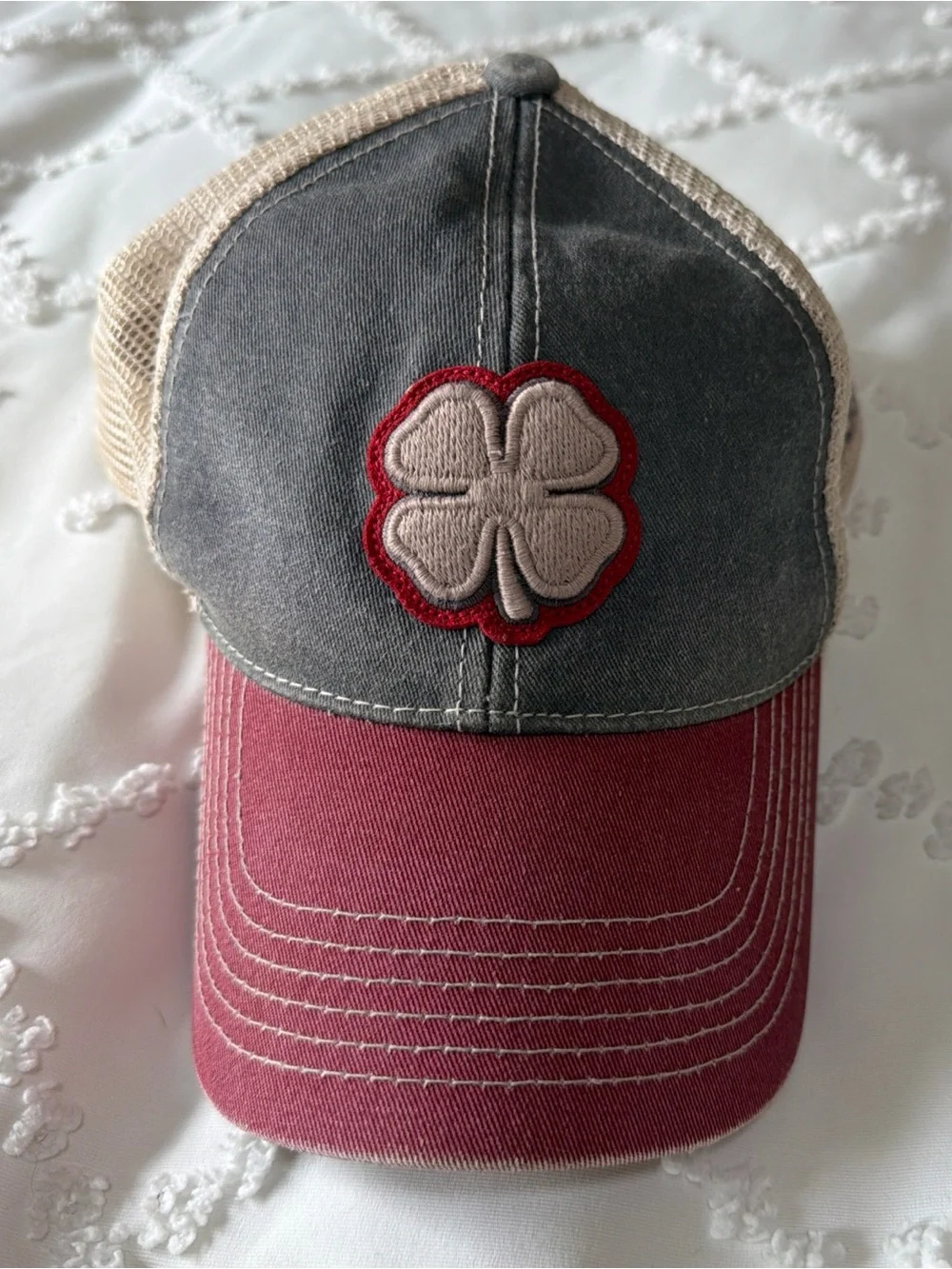 Black Clover Trucker Hat Gray Red One Size Topgolf Live Lucky Mesh Snapback Cap